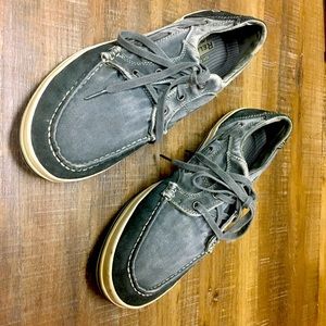 Men’s Skechers Sz 11 Memory Foam lace sneakers